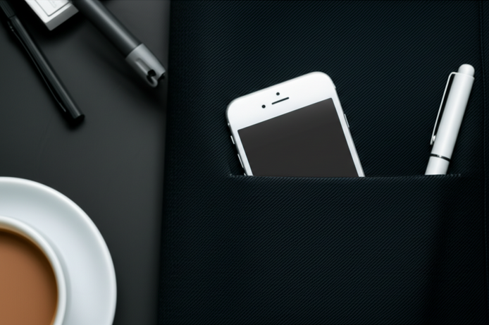 A comprehensive look into how the iPhone Pocket enhances mobile productivity and digital workflows.